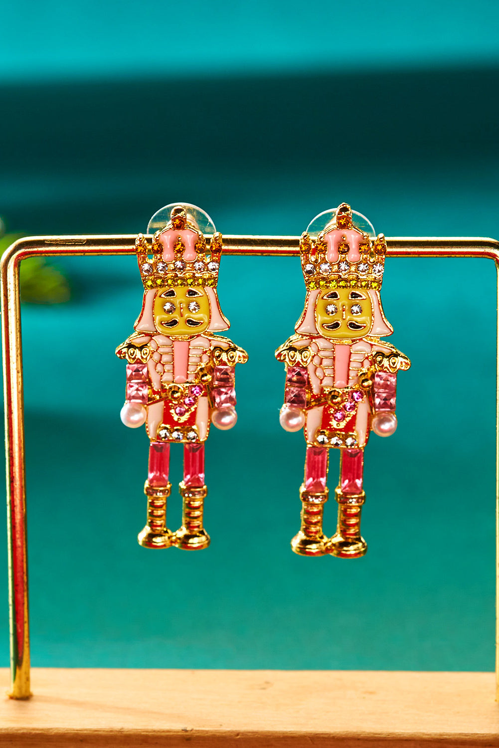 Wholesale 1 Pair Pink Alloy Unique Nutcracker Soldier Figure Earrings, Distinctive Women's Earrings With Pink Soldier Design And Rhinestones, Alloy Jewelry, Personalized Christmas Gift SP019