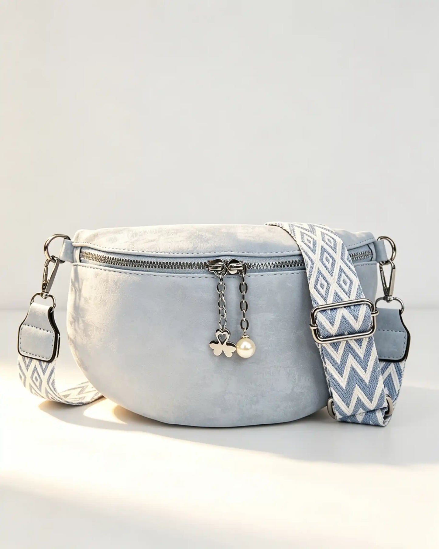Wholesale Light Blue Pearl Fanny Pack SP126