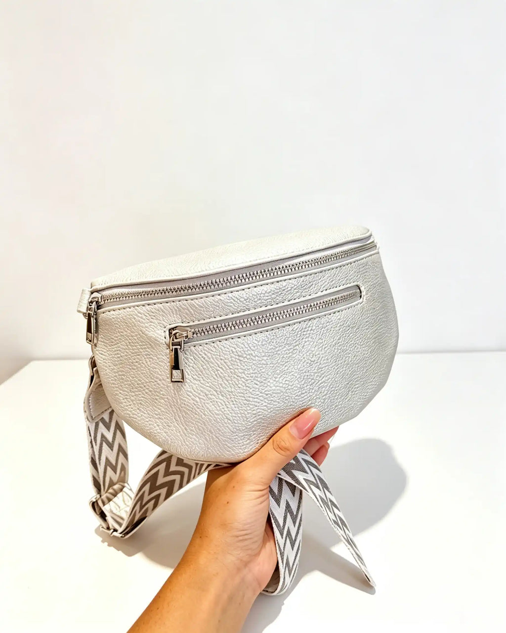 Wholesale Silver Shiny Fanny Pack SP137