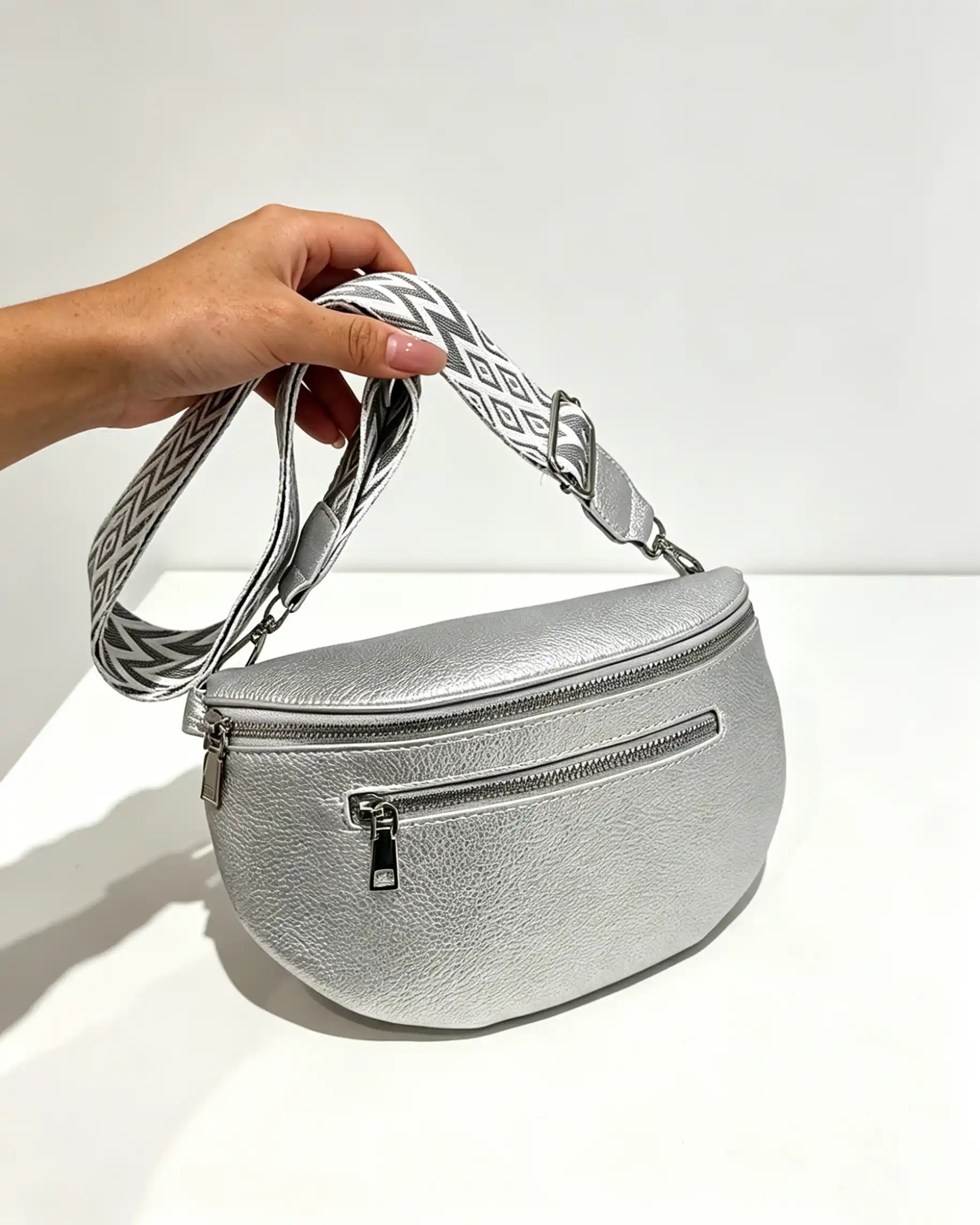Wholesale Silver Shiny Fanny Pack SP137
