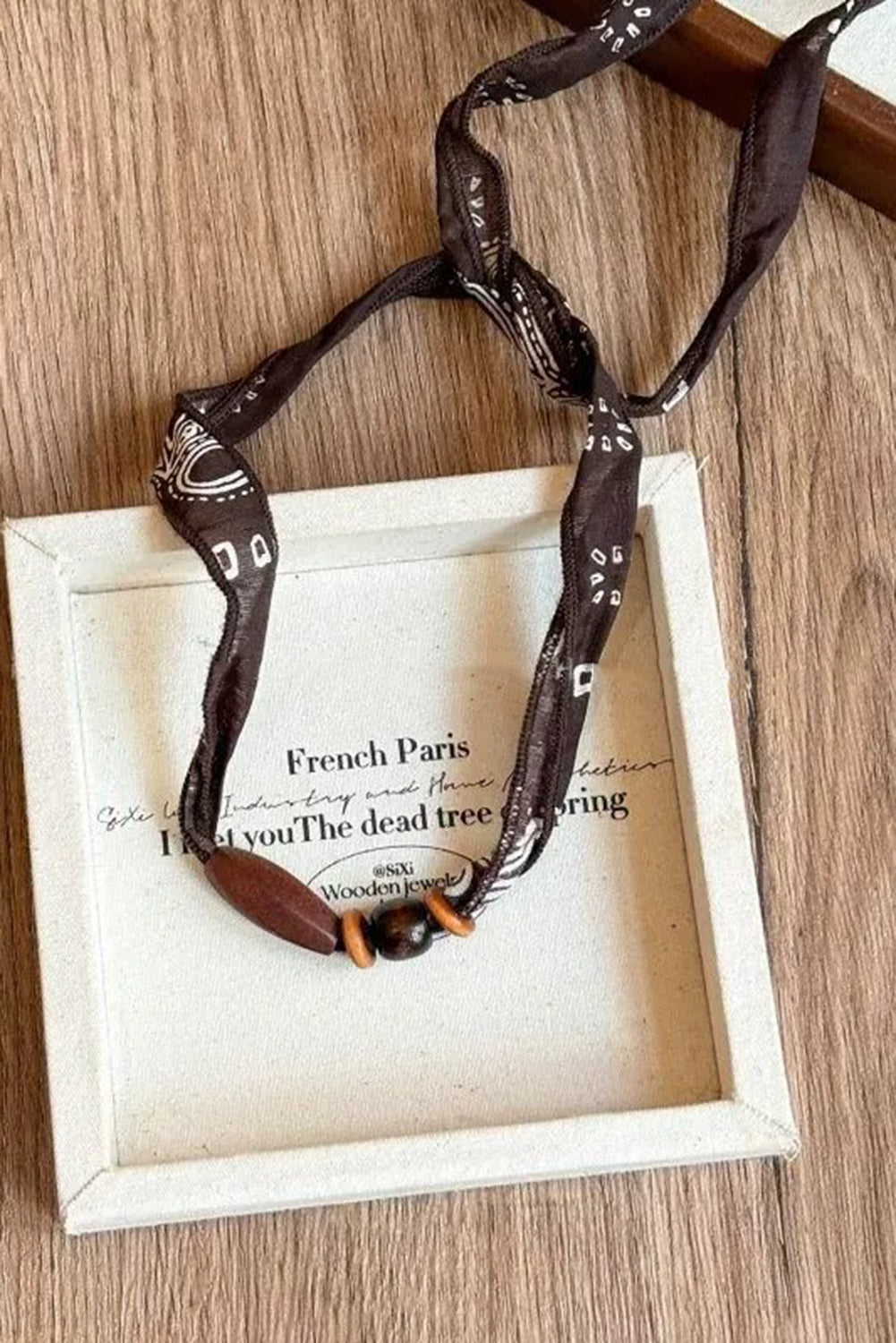 Wholesale Paisley print silk scarf necklace women's unique design accessories temperament scarf sweater chain SP006
