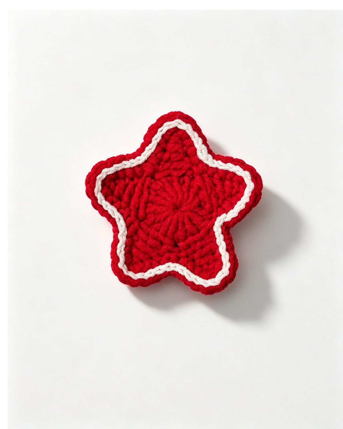 Wholesale Red Handmade Crochet Star Magnet SP026