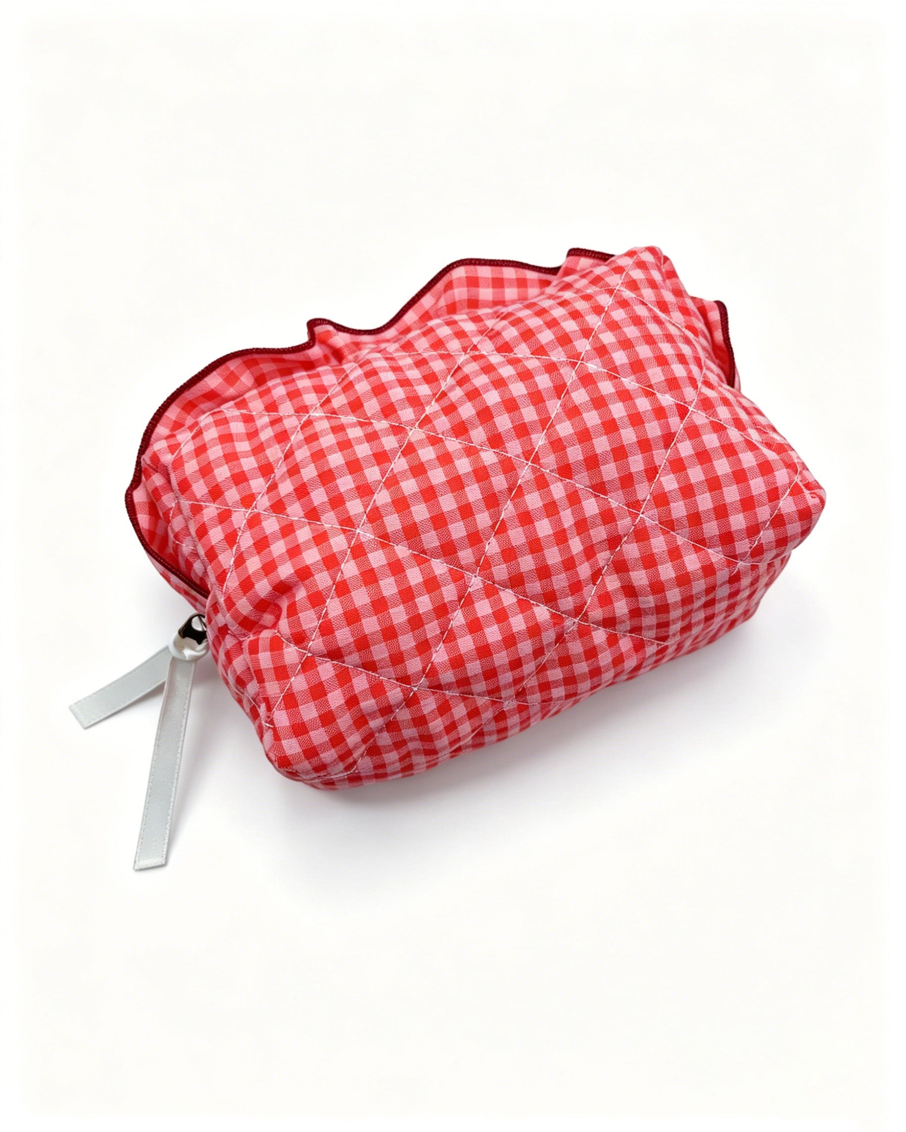 Wholesale Red Gingham Quilted Ruffle Travel Bag Preppy Gift SP060