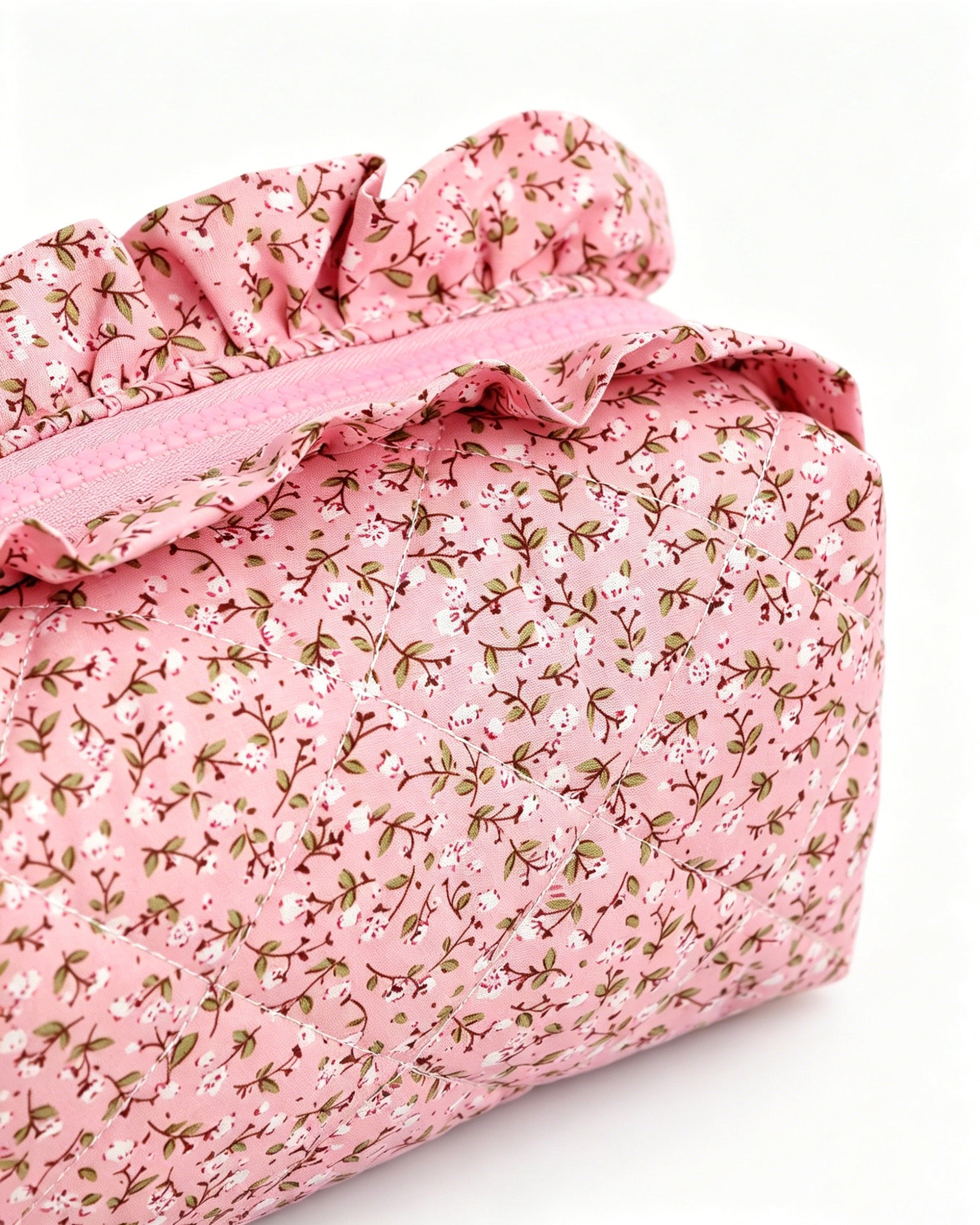 Wholesale Pink Floral Quilted Ruffle Cosmetic Bag Weekend Boutique SP062