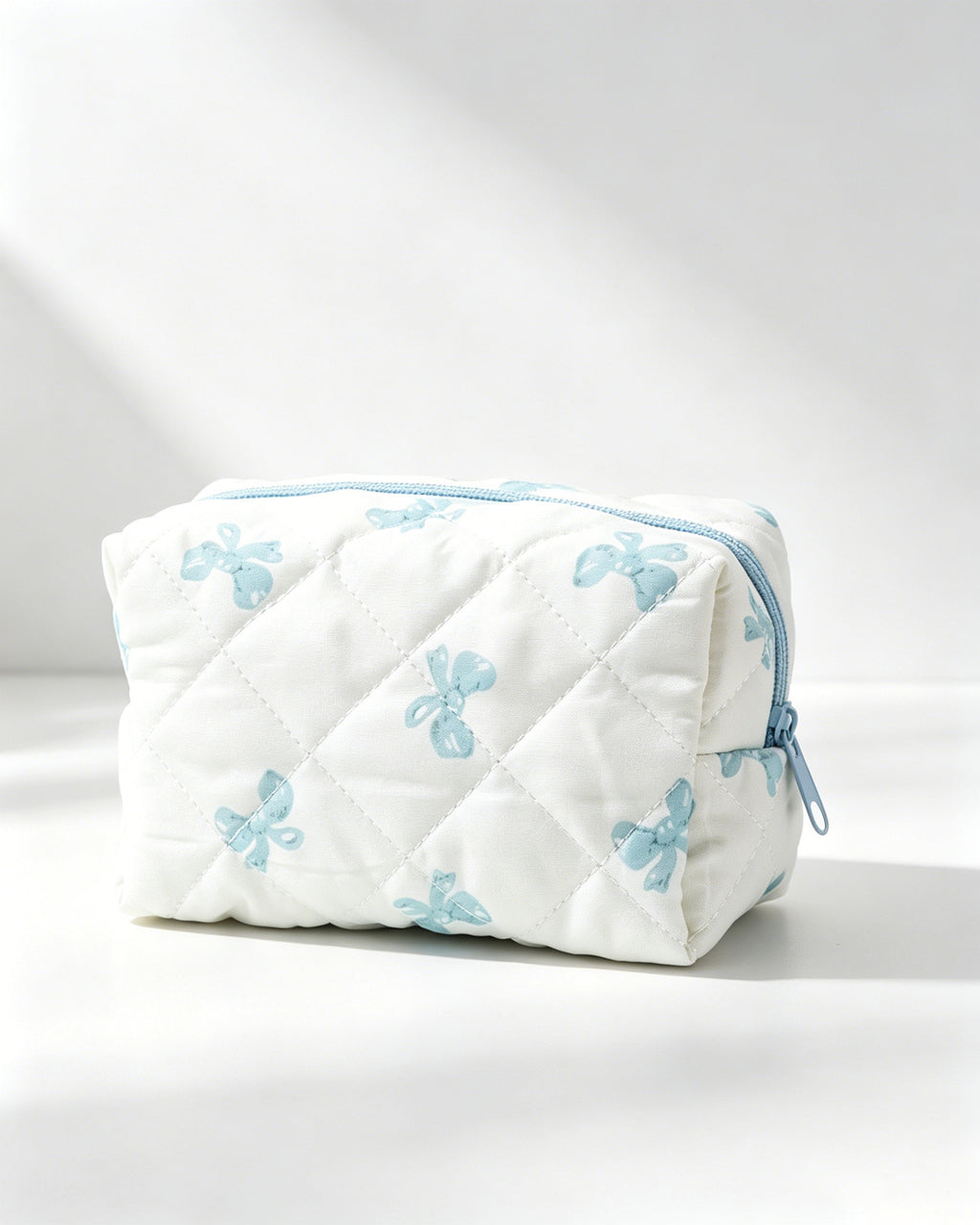 Bulk White Blue Bow Quilted Pouch Travel Preppy Essential SP058