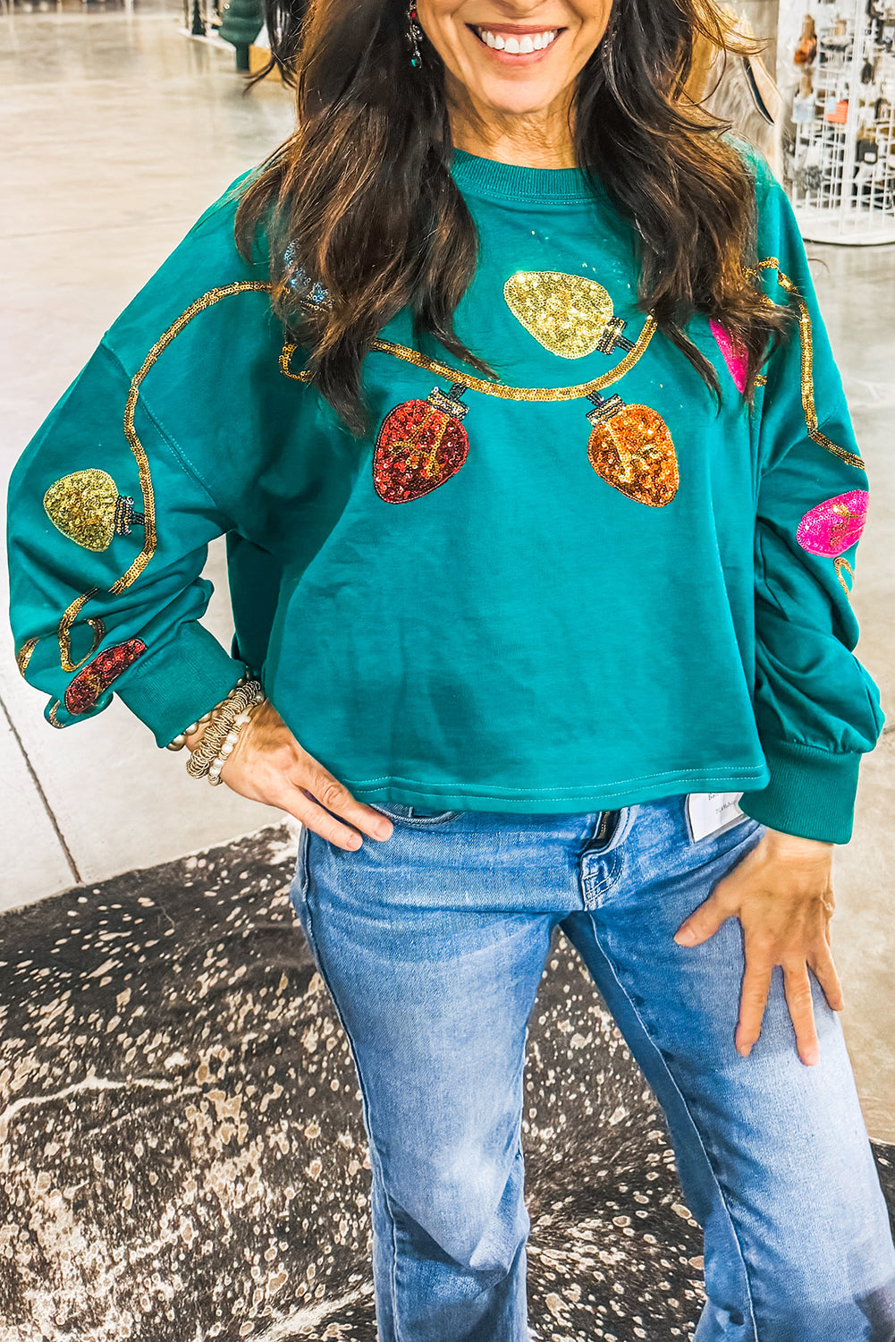 Wholesale Beige Green Holiday Charm Christmas Embroidery Cropped Sweatshirt WL008