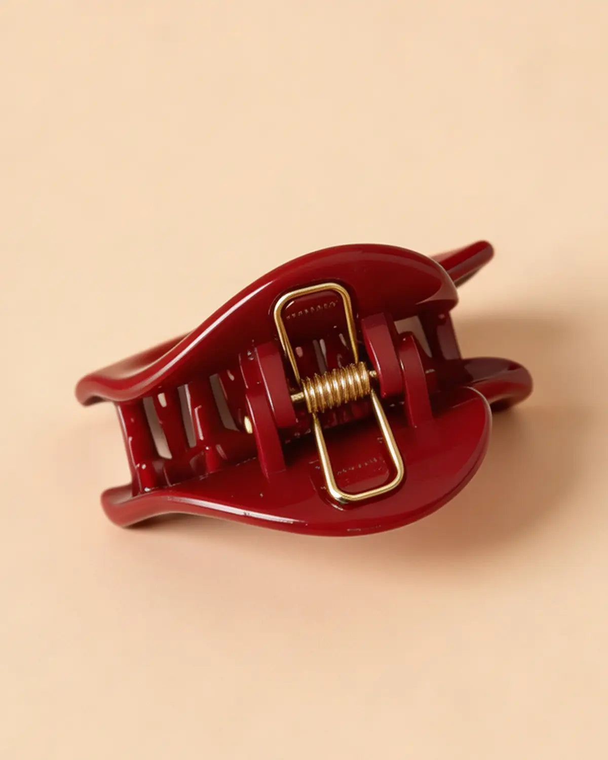 Burgundy Heart Hair Claw Daily SP338