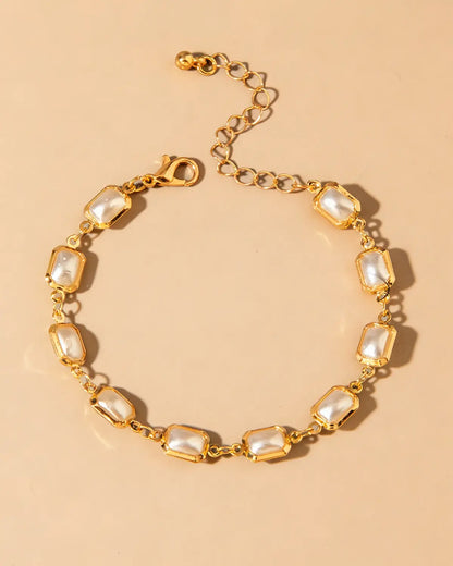 Gold Pearl Geometric Bracelet Daily Boutique SP322