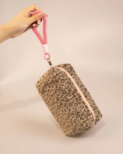 Wholesale Brown Plush Leopard Cosmetic Bag Daily Wristlet SP258