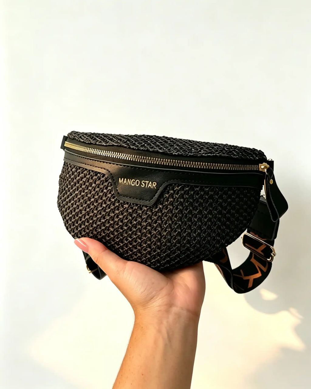 Wholesale Black Woven Casual Fanny Pack SP120