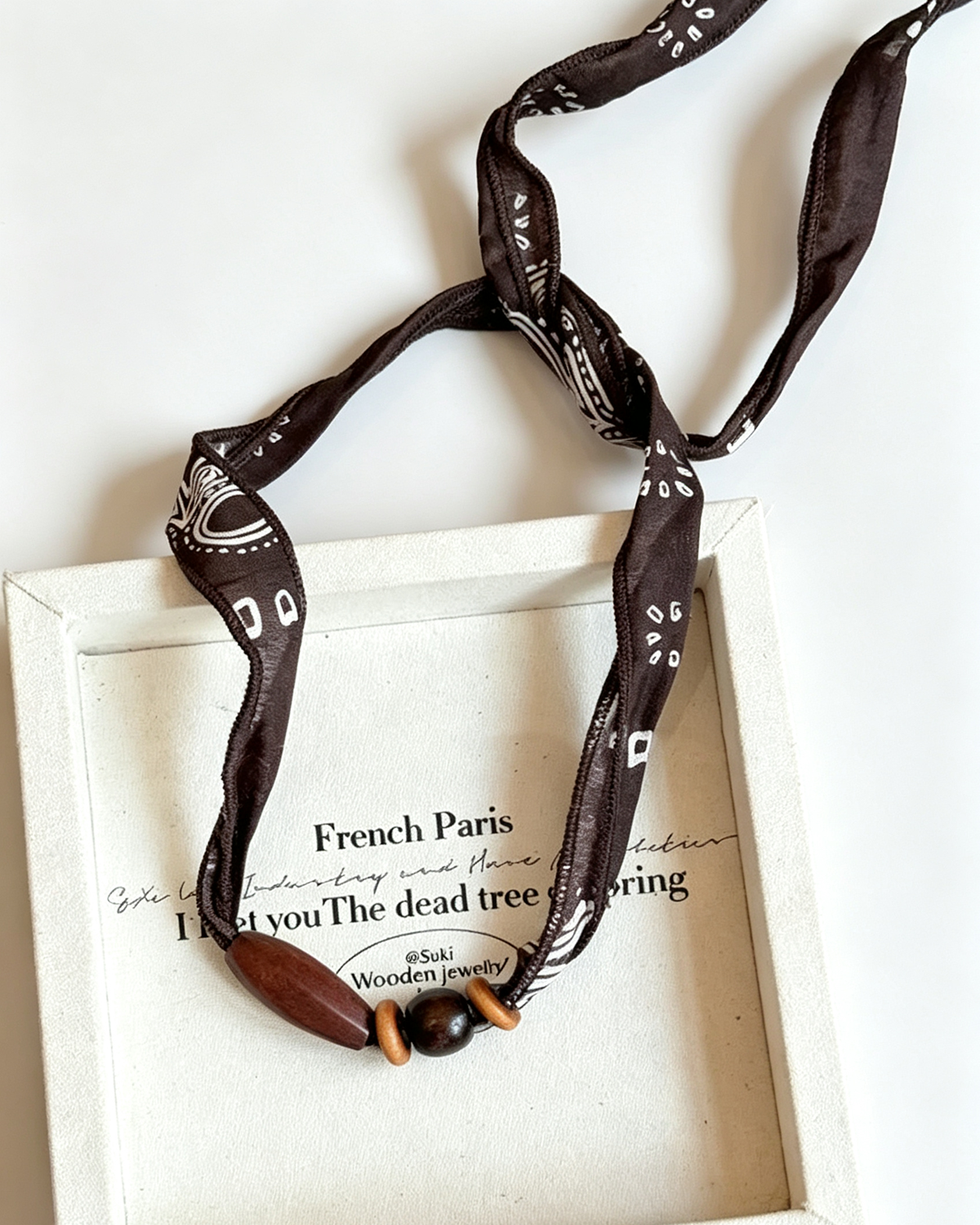 Wholesale Paisley print silk scarf necklace women's unique design accessories temperament scarf sweater chain SP006