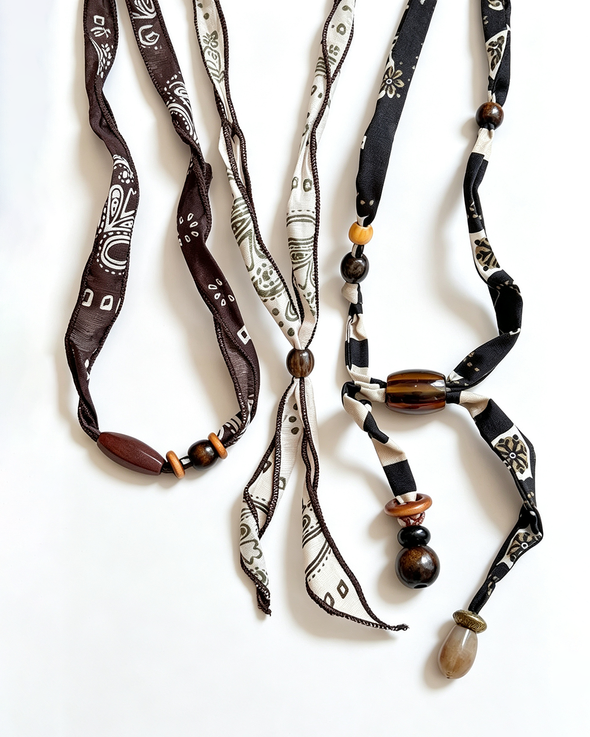 Wholesale Paisley print silk scarf necklace women's unique design accessories temperament scarf sweater chain SP006