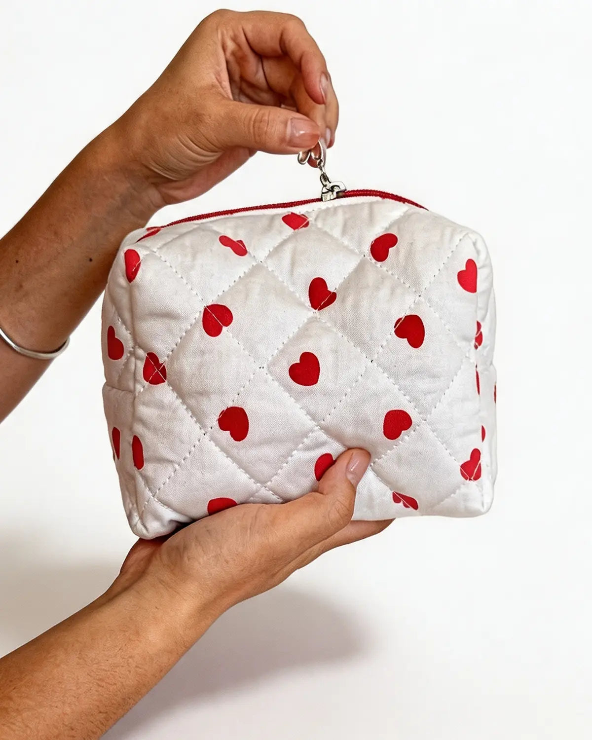 White Heart Quilted Makeup Bag Travel Boutique Gift SP300