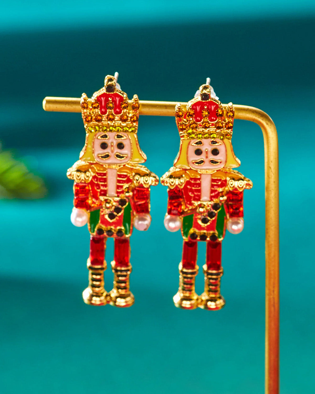 Wholesale 1 Pair Pink Alloy Unique Nutcracker Soldier Figure Earrings,Distinctive Women's Earrings With Pink Soldier Design And Rhinestones, Alloy Jewelry, Personalized Christmas Gift SP015