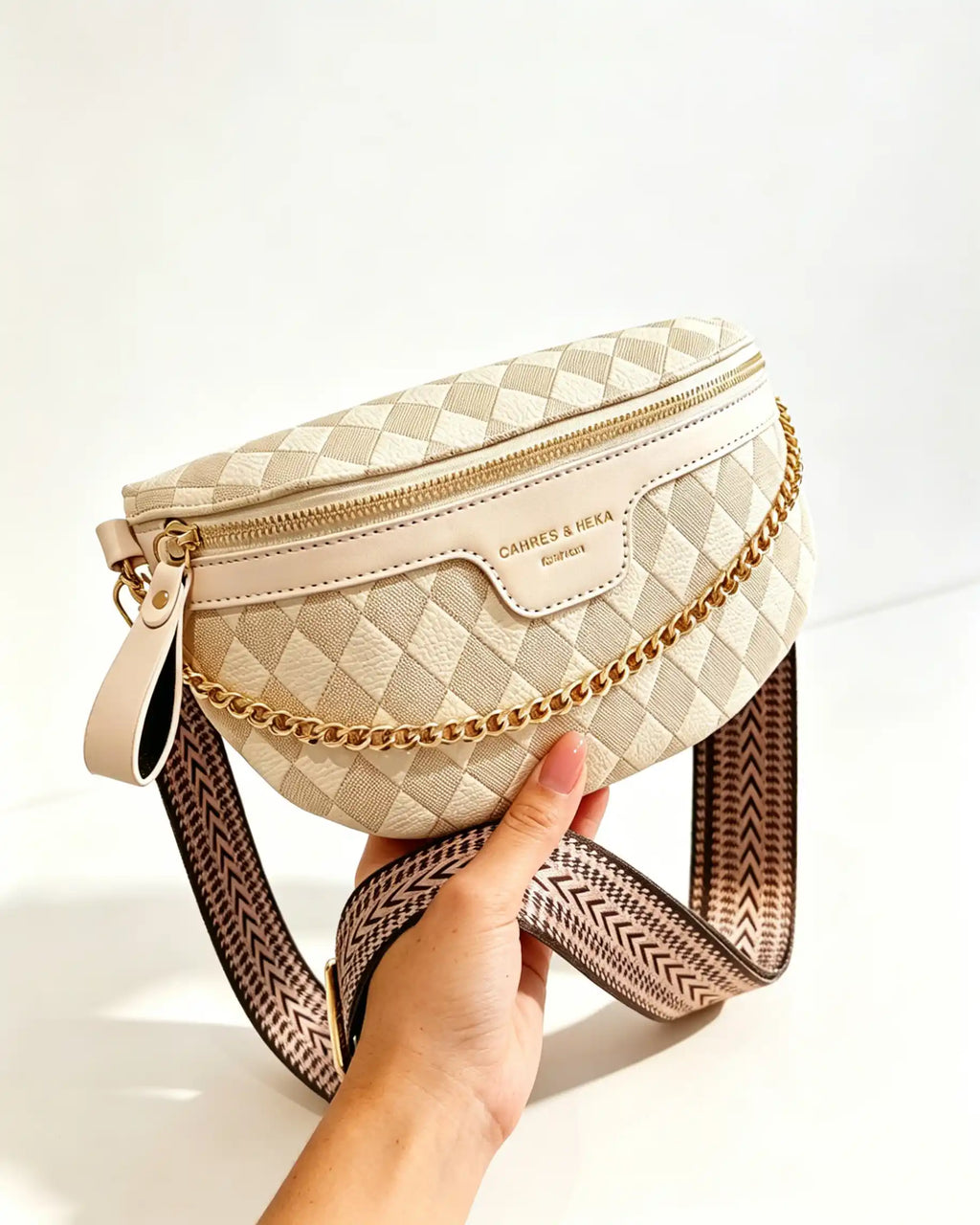 Wholesale Beige Quilted Chain Fanny Pack SP133