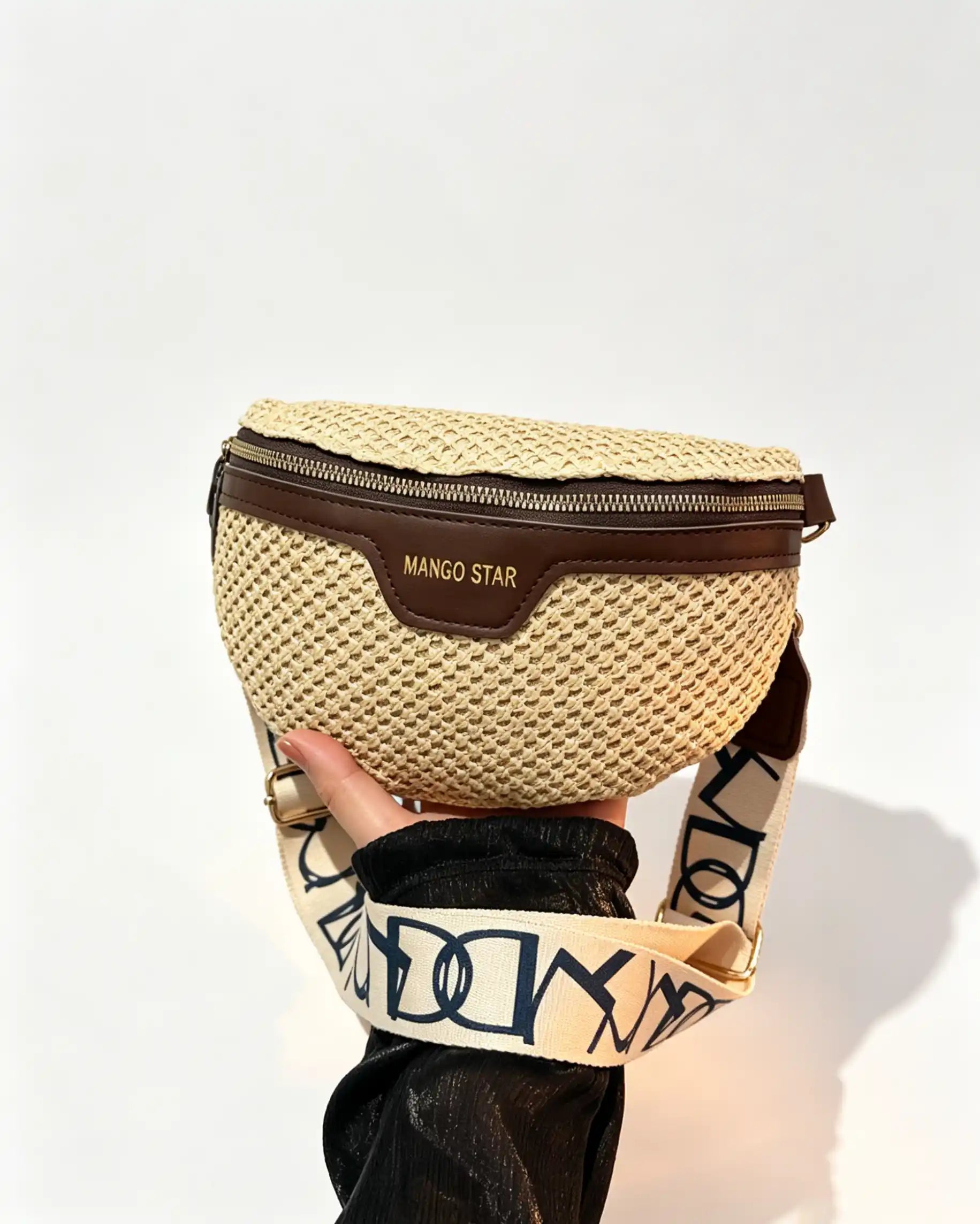 Wholesale Beige Woven Vacation Fanny Pack SP121