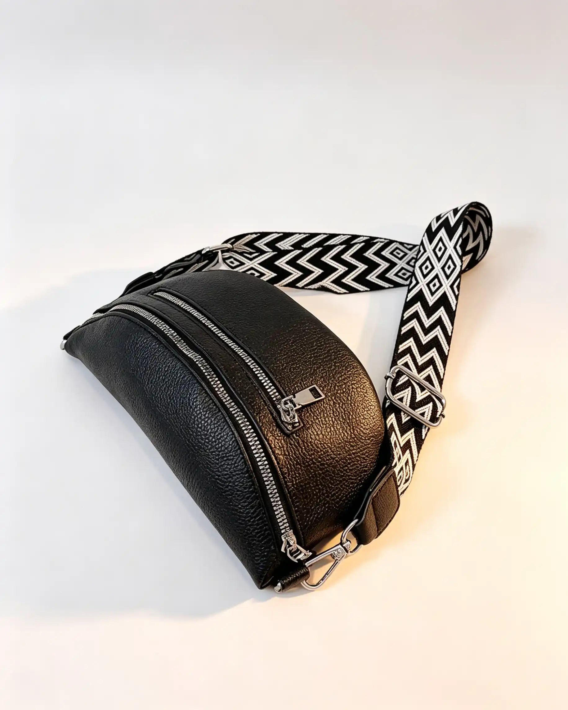 Wholesale Black Litchi Grain Fanny Pack SP139