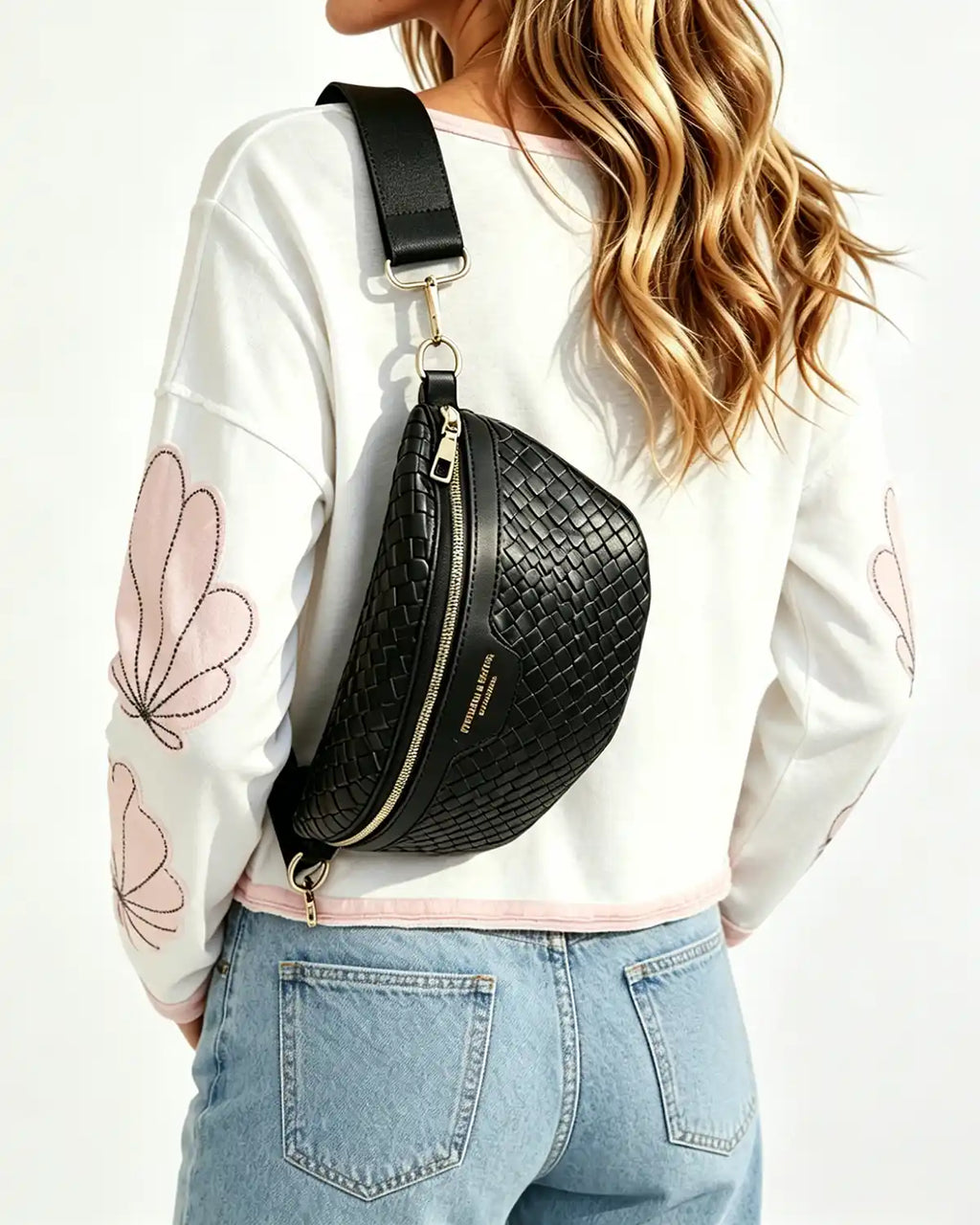 Wholesale Black Woven Wide Strap Fanny Pack SP131