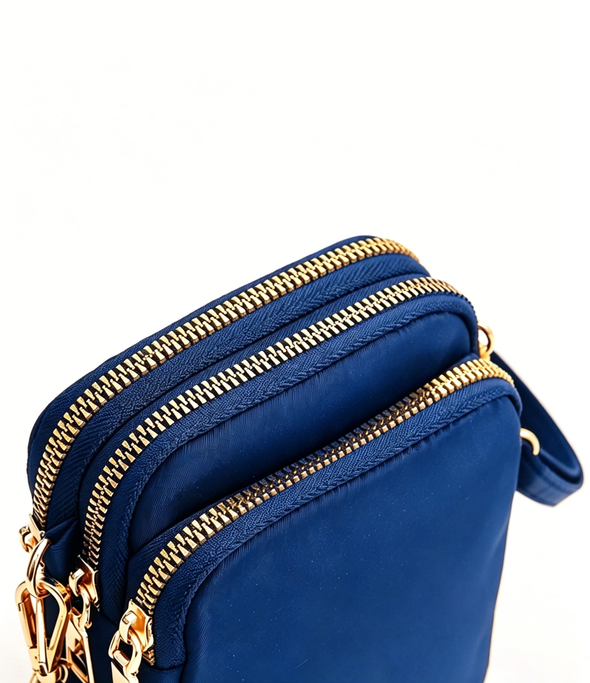 Wholesale Blue Waterproof Headphone Crossbody Daily Phone Pouch SP147