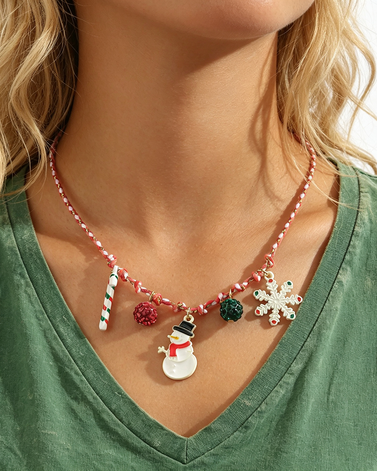 Wholesale Jewelry Alloy Cartoon Snowman Christmas Tree Pendant Necklace SP003