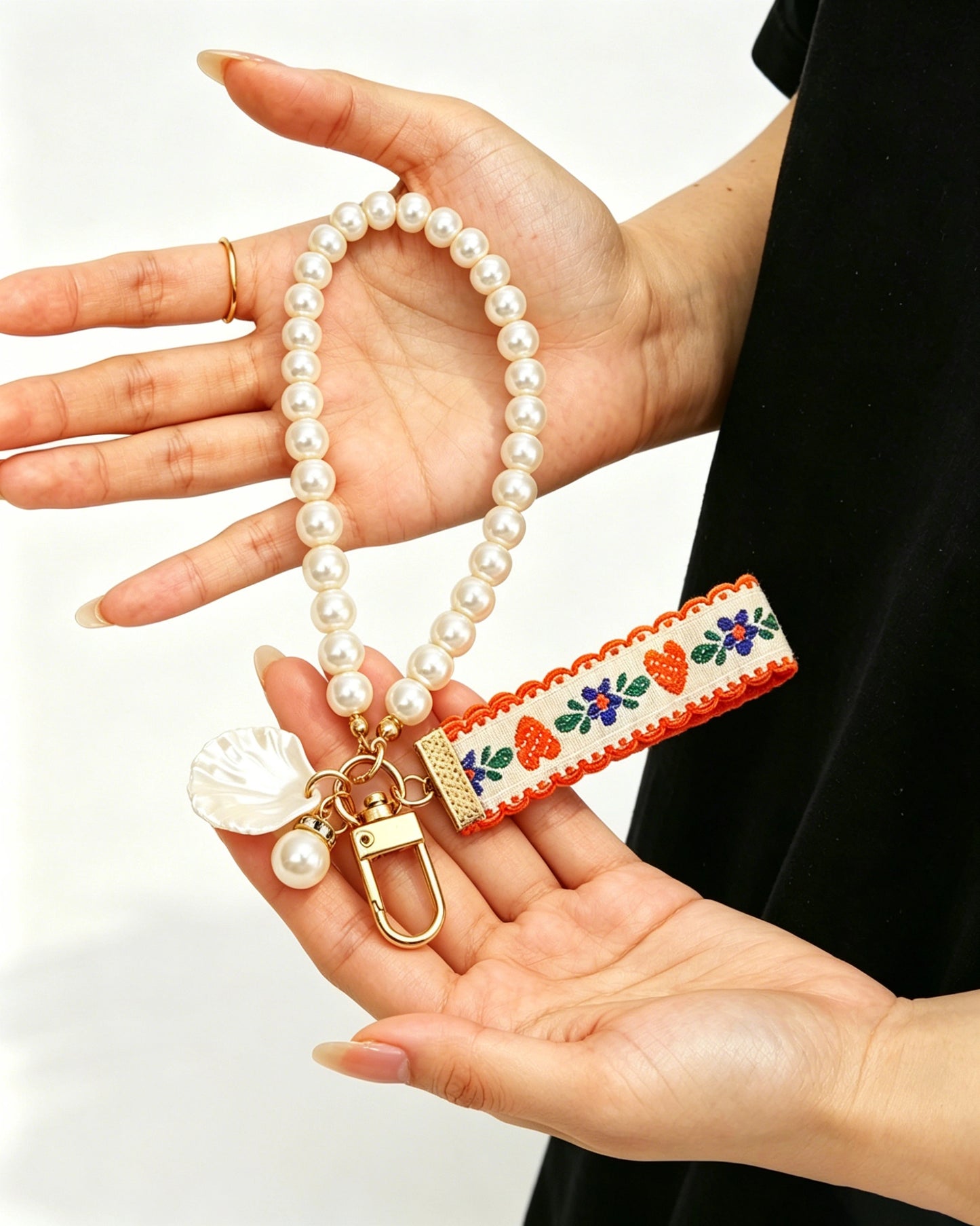 Orange Pearl Shell Keychain Daily Bag Charm SP211