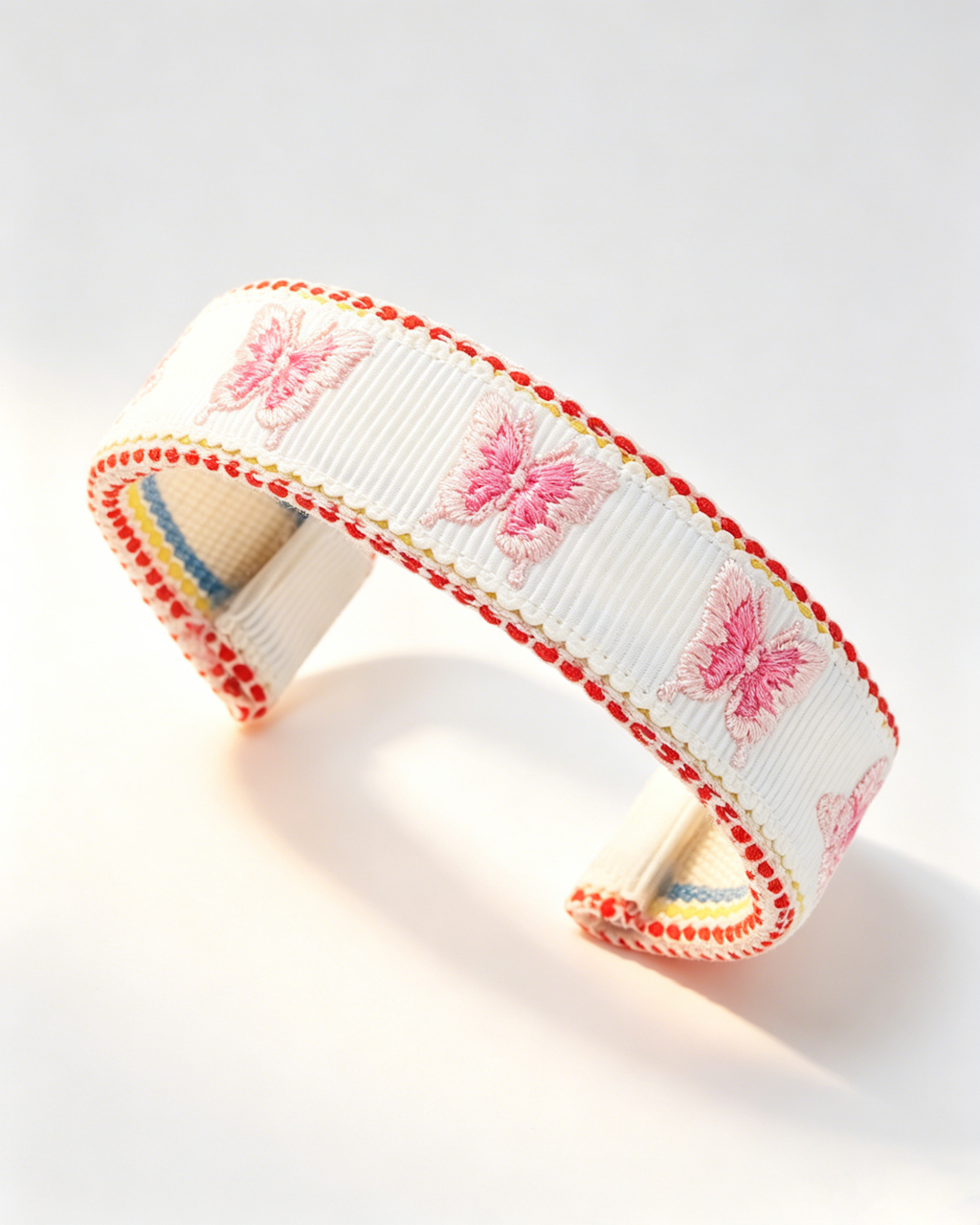 Wholesale White Butterfly Embroidered Wristlet Daily Accessory SP199