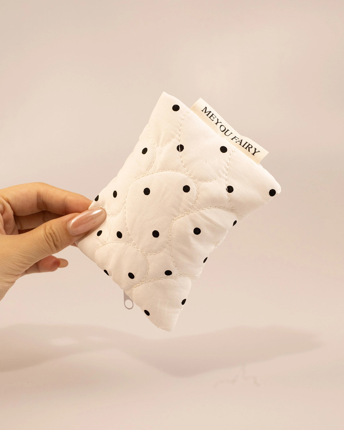 White Polka Dot Cosmetic Bag Travel Set SP249