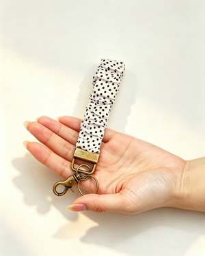 Wholesale White Polka Dot Scrunchie Keychain Daily Charm SP213