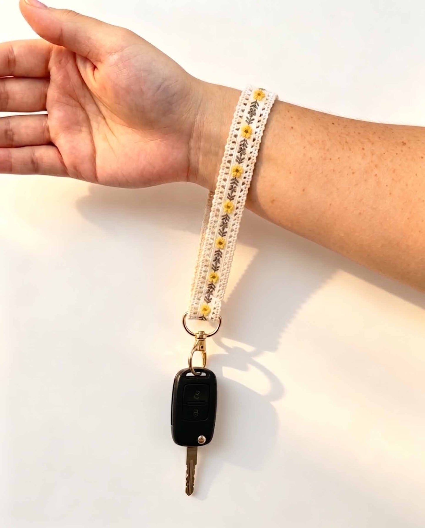 Yellow Floral Lace Wristlet Daily Keychain Lanyard Strap SP179